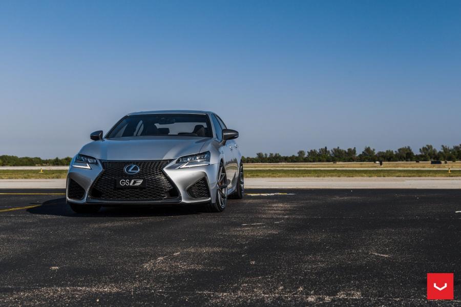  Lexus GS F on Vossen Wheels (VFS-10) 2017 года  (фото 13 из 21)